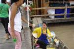 Vendors At Pattaya Floating Market 012