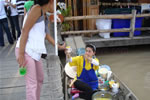 Vendors At Pattaya Floating Market 013